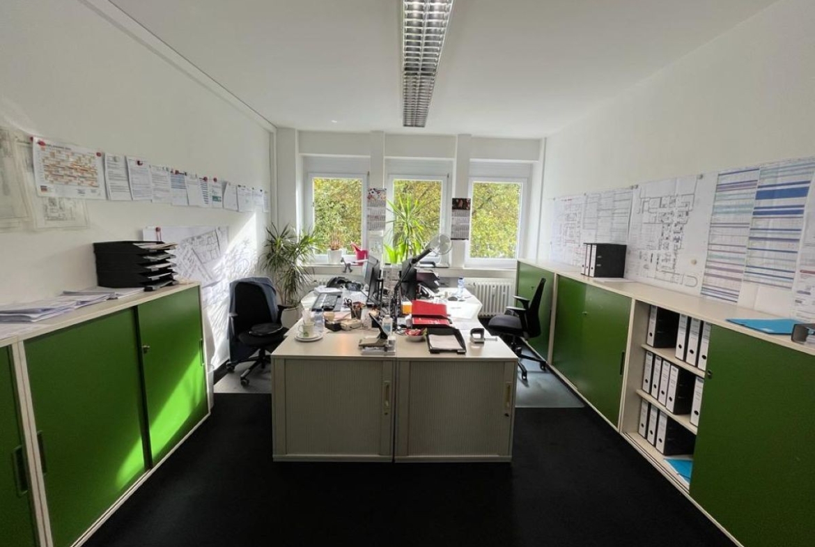 Doppelbüro