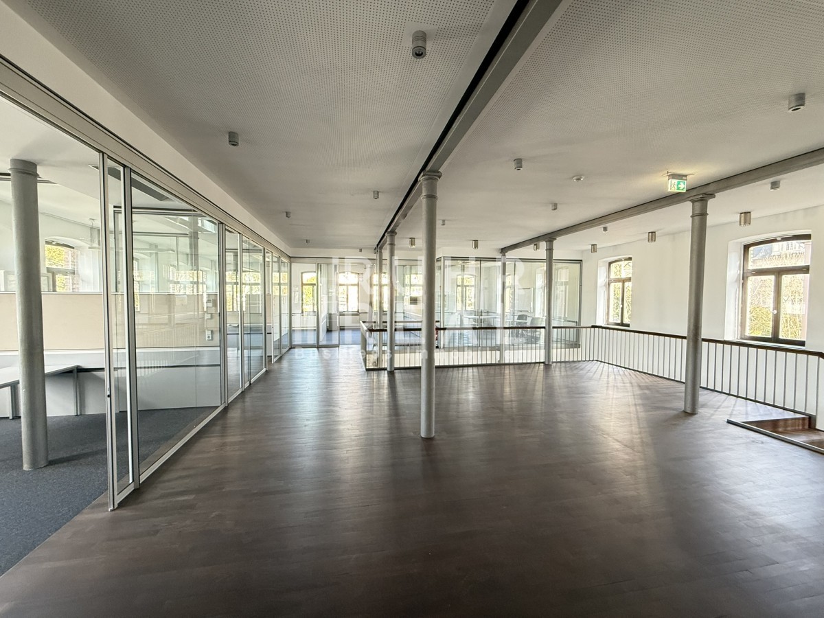 Bürofläche OG Bürofläche OG