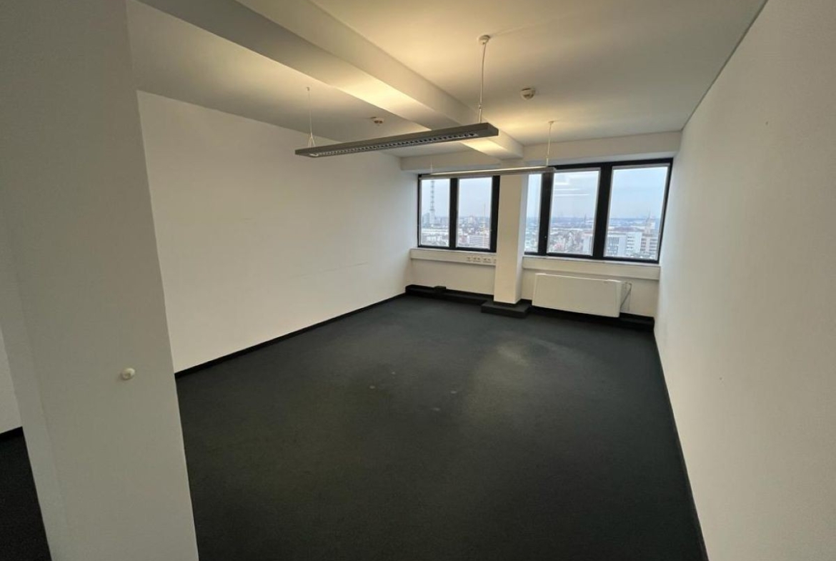 Kleines Zellenbüro
