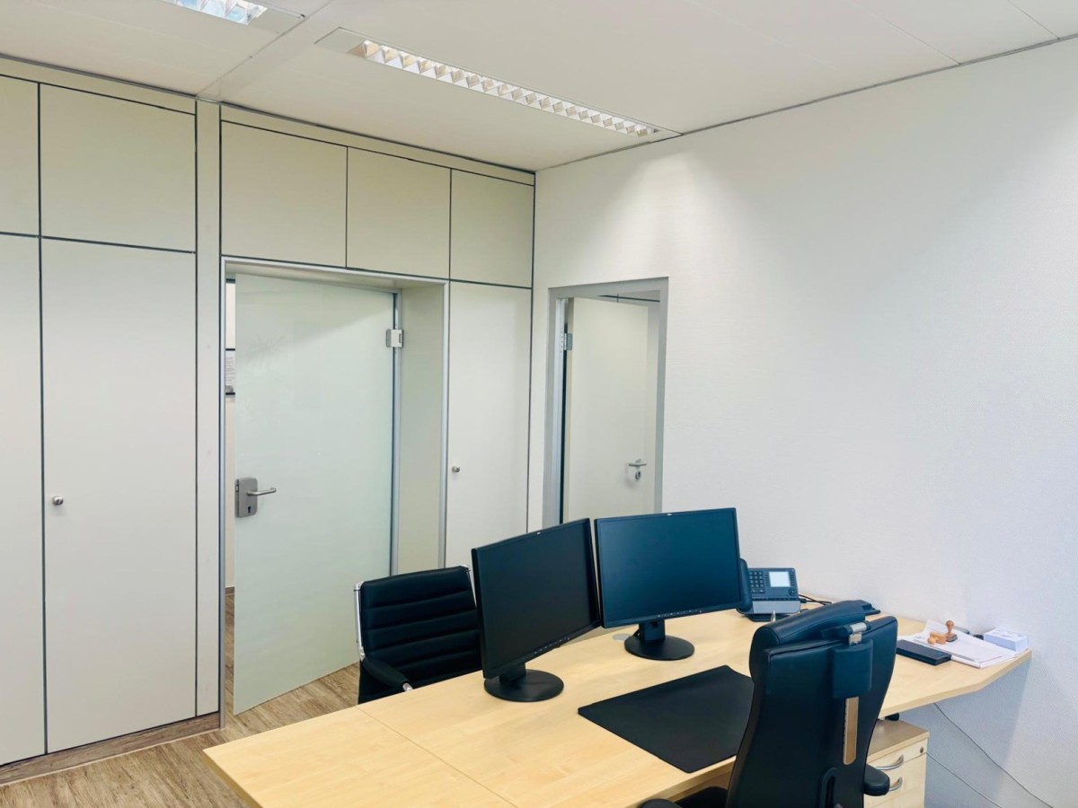 Innenansicht Büro 5. OG Innenansicht Büro 5. OG
