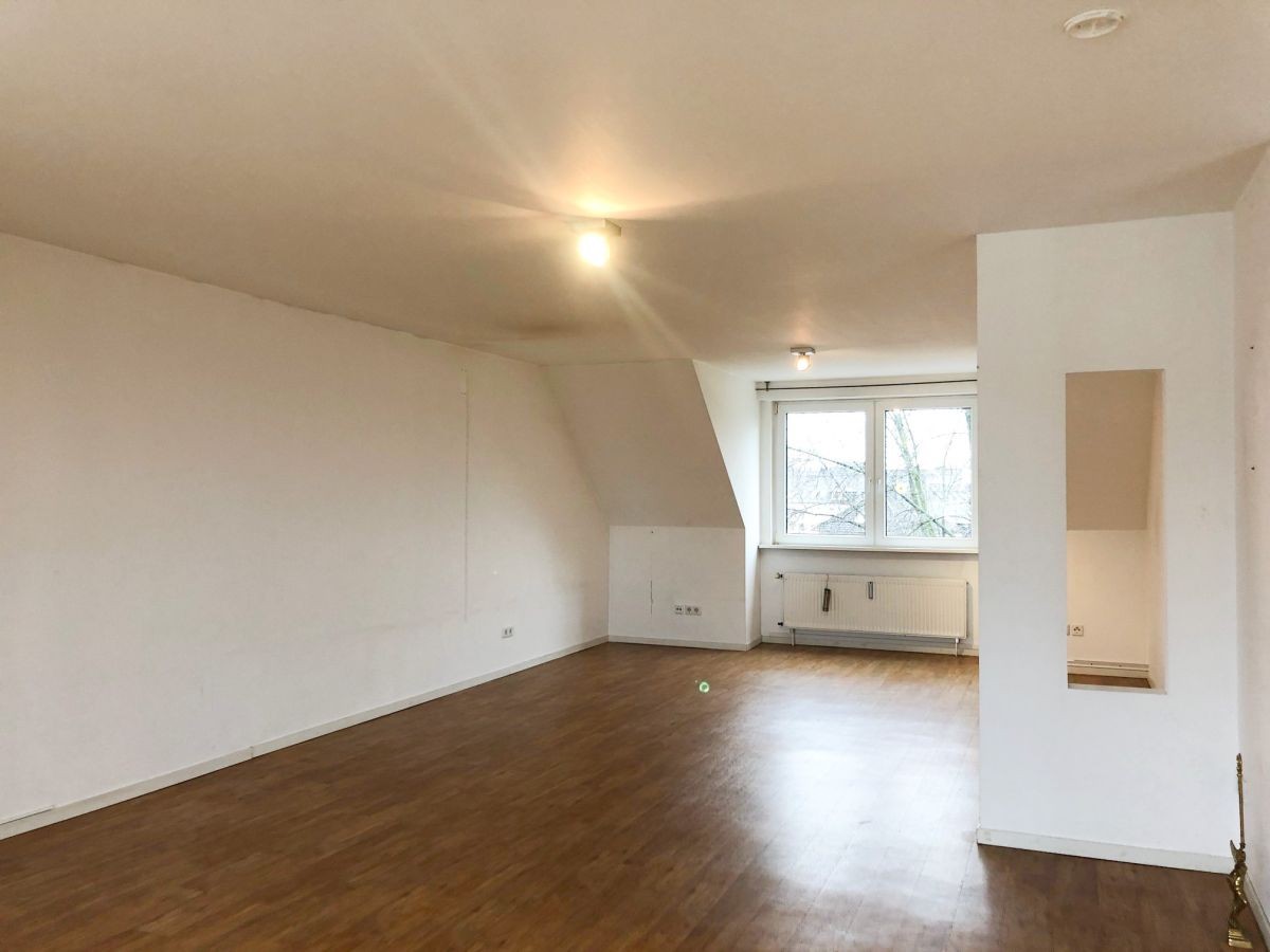Dachgeschoss Büro Dachgeschoss Büro