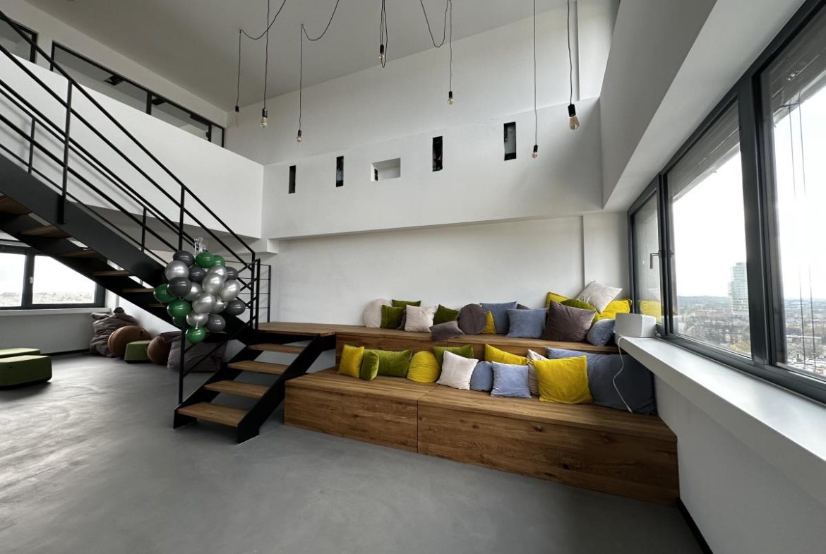 Lounge Area