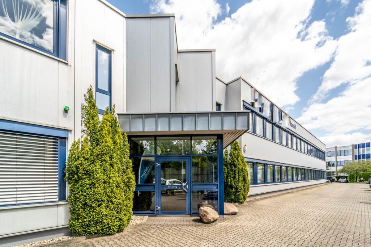 Büroeingang neu Büroeingang neu