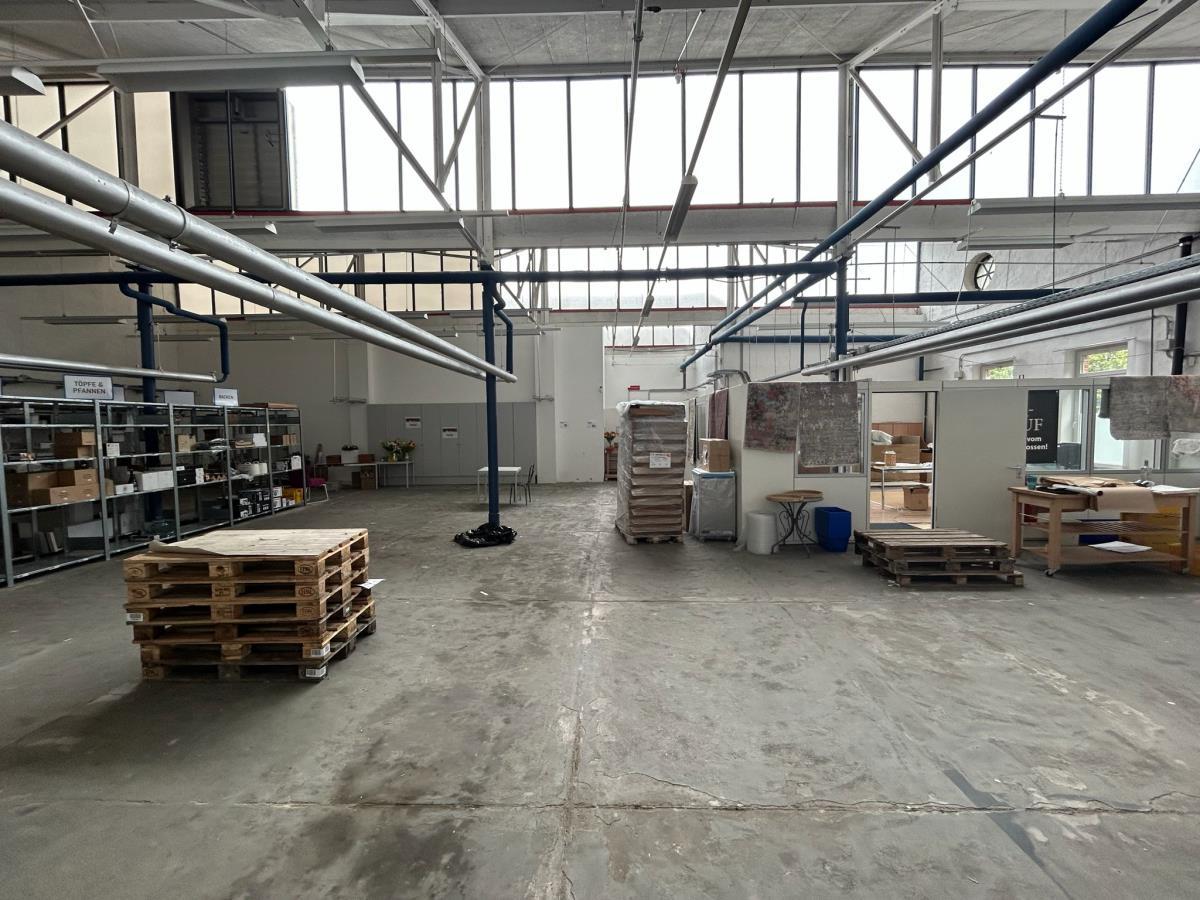 Hallenansicht Hallenansicht