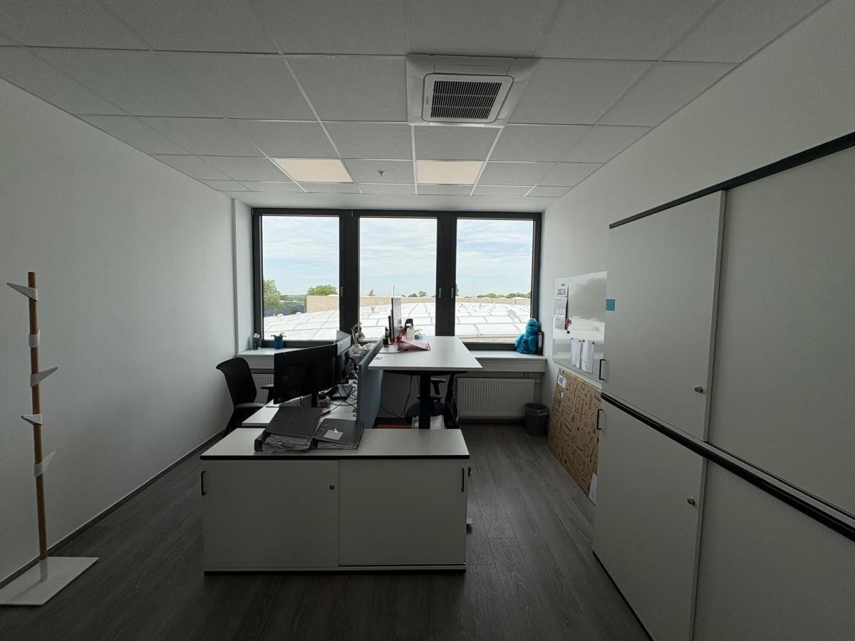 Doppelbüro