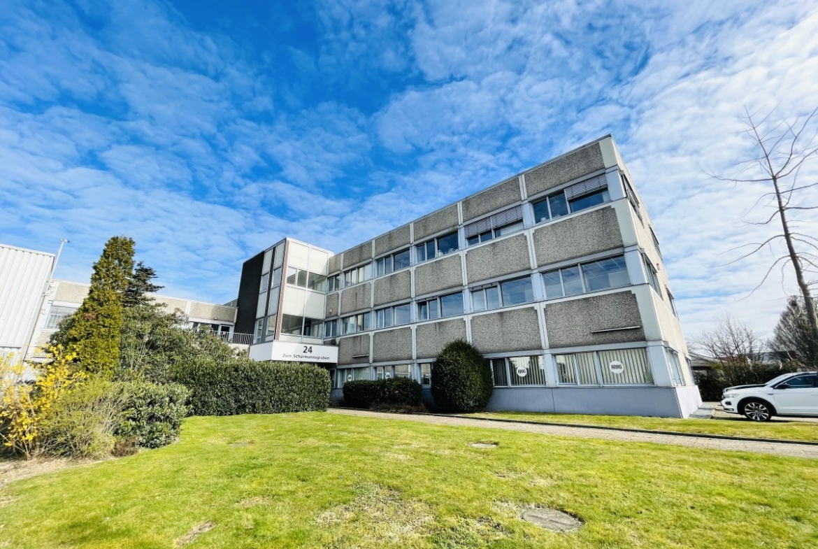 Außenansicht Bürogebäude
