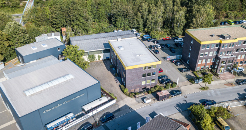 RUHR REAL verkauft Gewerbeimmobilie im Duisburger Süden an BS Grundbesitz