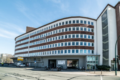 RUHR REAL vermittelt 400 m² Bürofläche an Pflege-Netzwerk in Essen