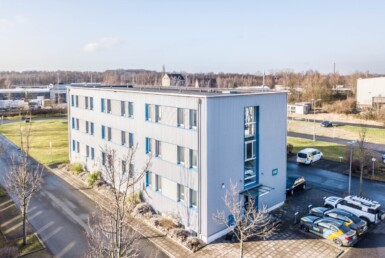 Zurück ins Ruhrgebiet: RUHR REAL vermittelt Standort in Bochum an Bones Hands GmbH